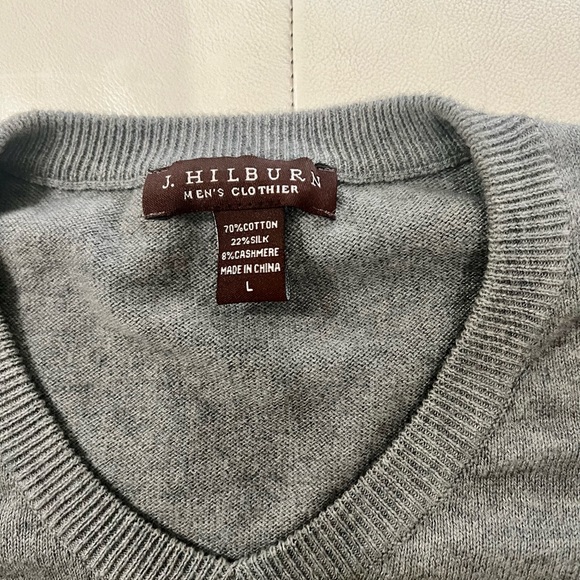 Men’s J.Hilburn Grey V-Neck Sweater L - Picture 2 of 4